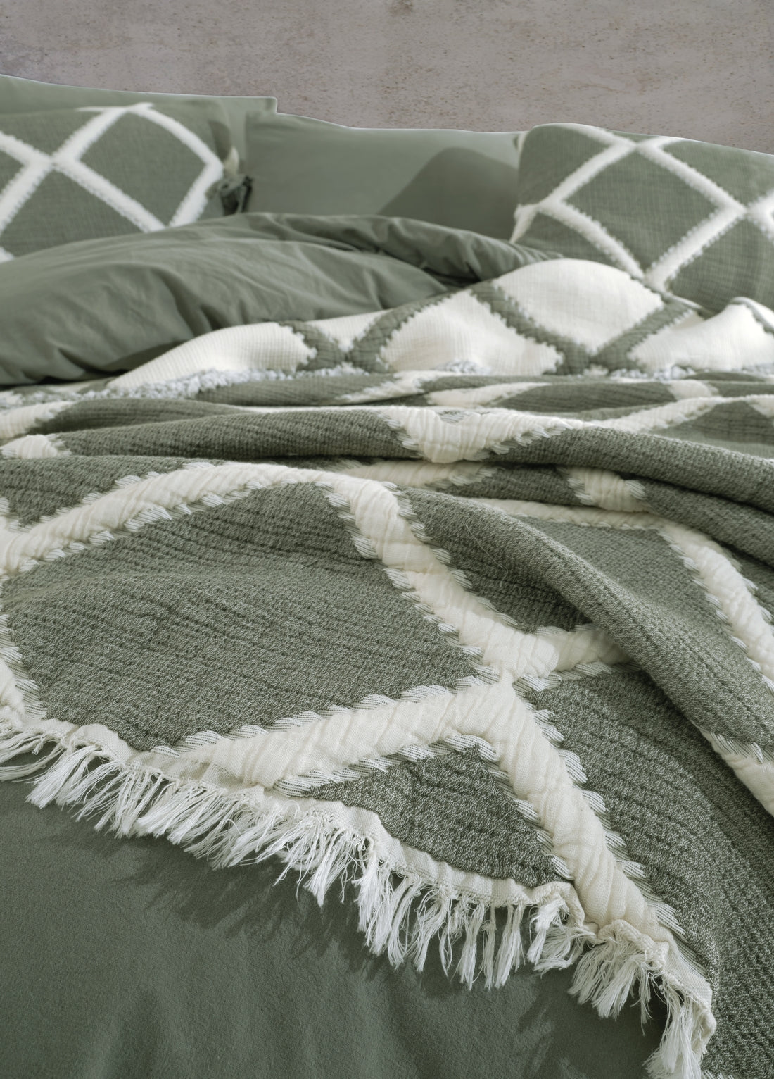 Покрывало и пододеяльник Garcia с двойными кусочками пахлавы - хаки