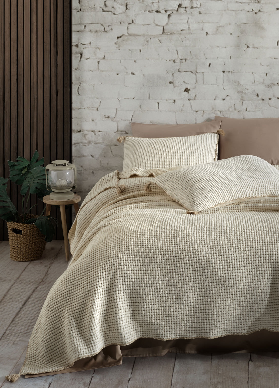 Комплект покрывала с двойными кисточками Drina - бежевый