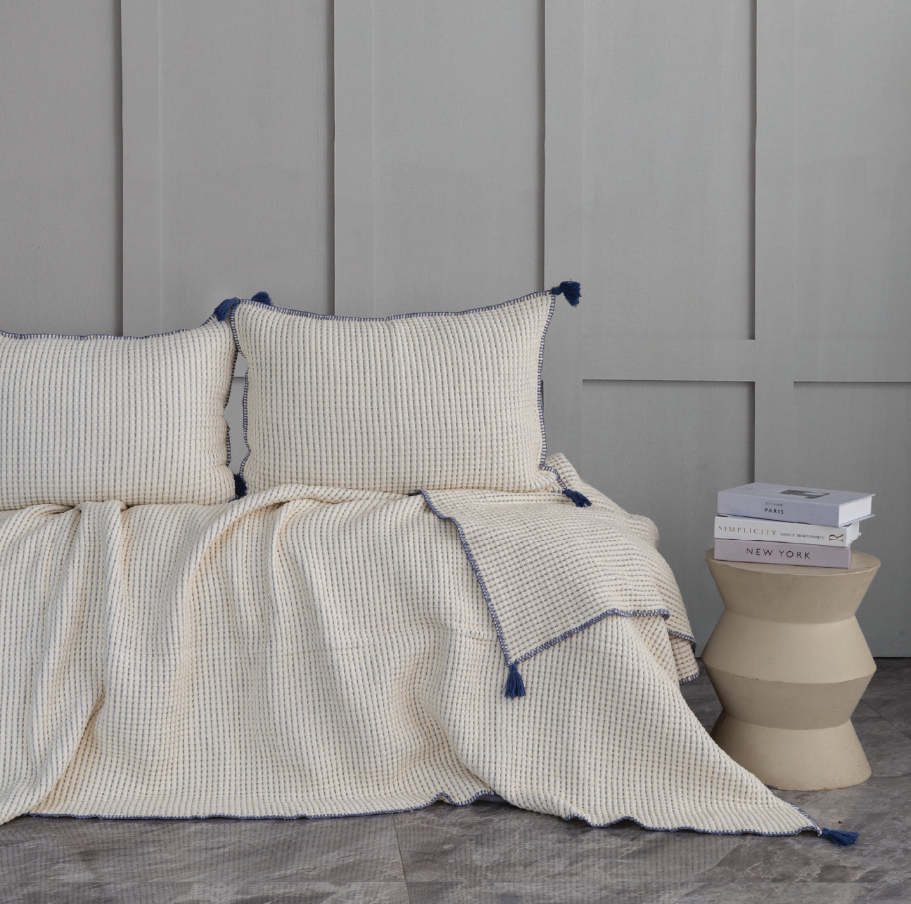 Drina Çift Kişilik Püsküllü Yatak Örtüsü & Pike Takımı - İndigo