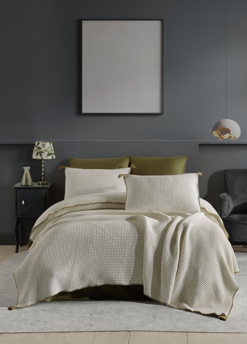 Drina Tek Kişilik Püsküllü Yatak Örtüsü Seti - Haki