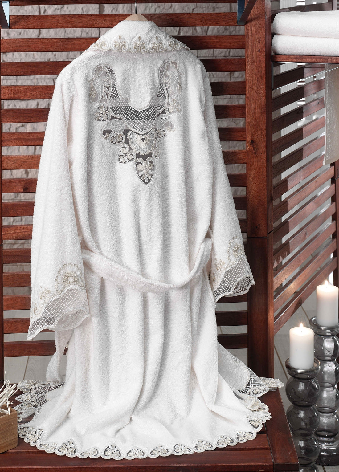 Семейный комплект банных халатов Love из 6 предметов из гипюра и бамбука - кремовый