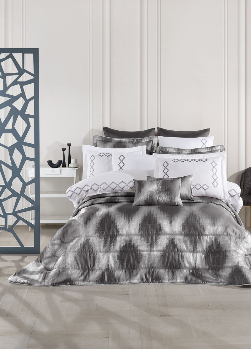 Комплект покрывала Rimma из жаккардового волокна