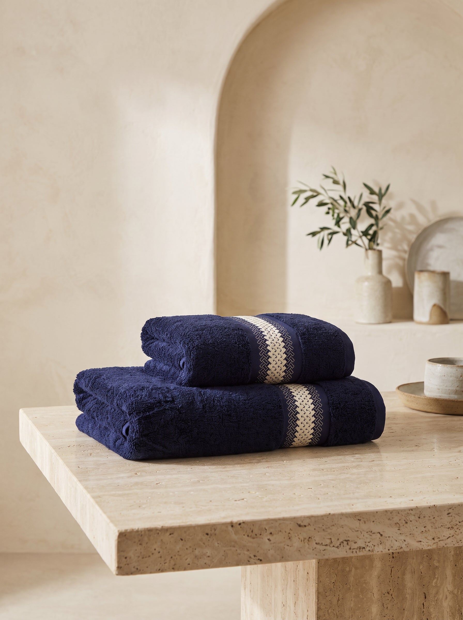 Katrina 2'li Nakışlı Banyo Havlu Seti