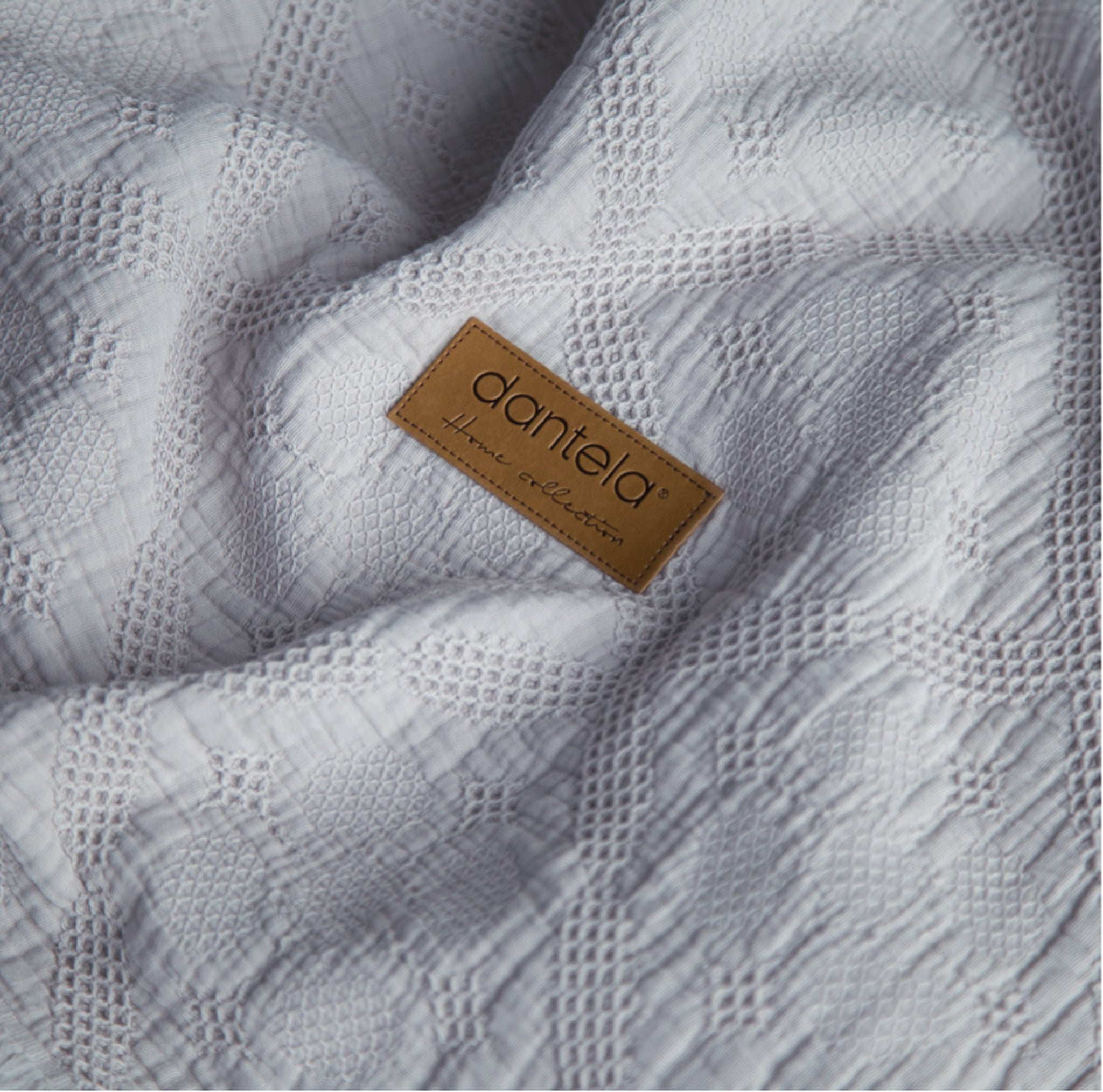 Lucca Fitilli Desen Yatak Örtüsü - Açık Gri