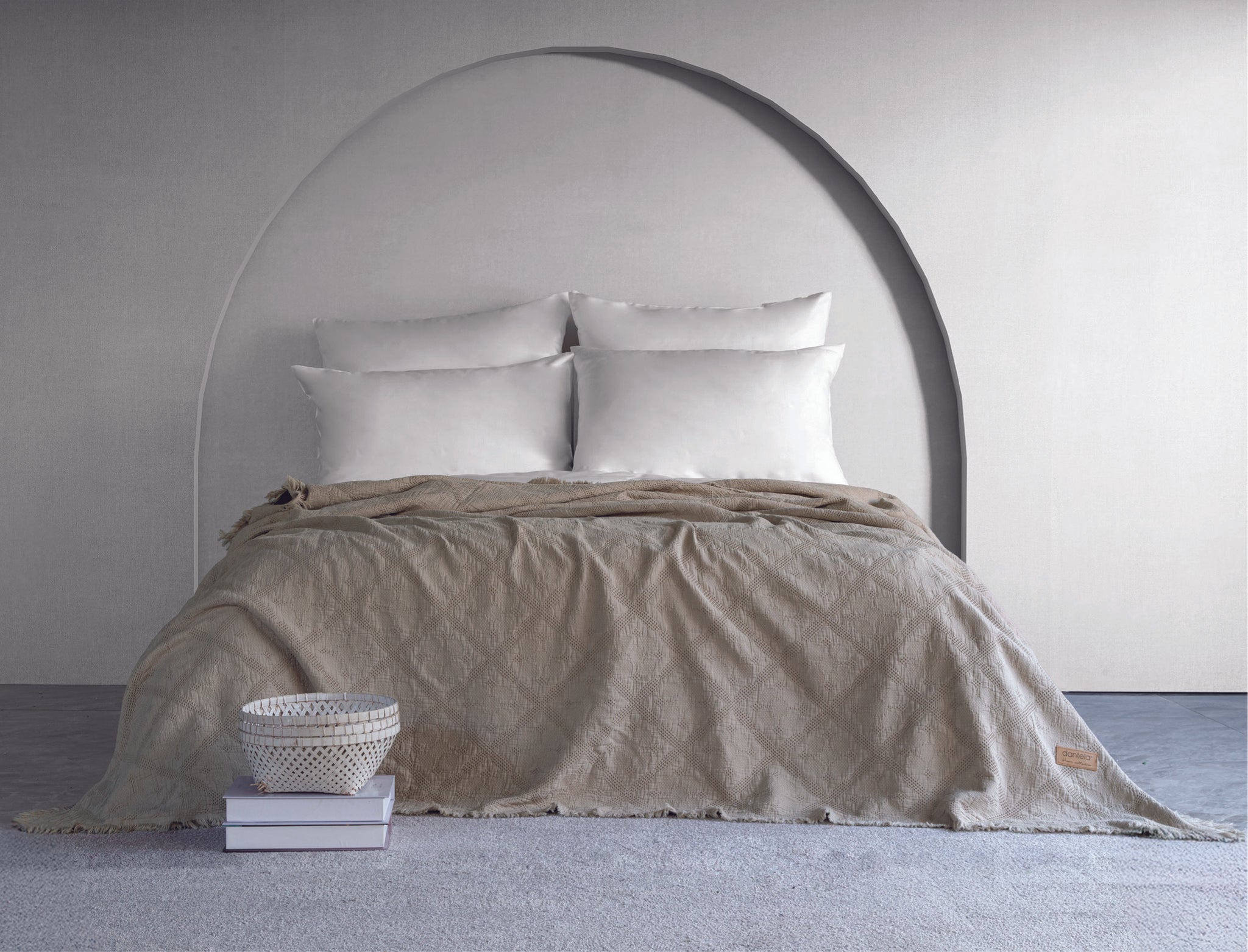 Lucca Fitilli Desen Yatak Örtüsü - Koyu Bej