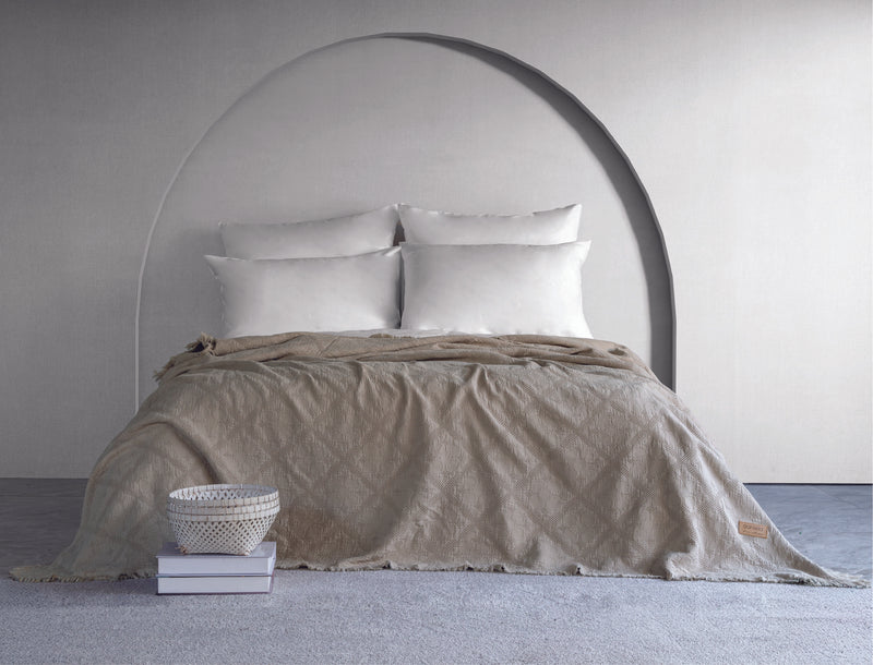 Lucca Fitilli Desen Yatak Örtüsü - Koyu Bej