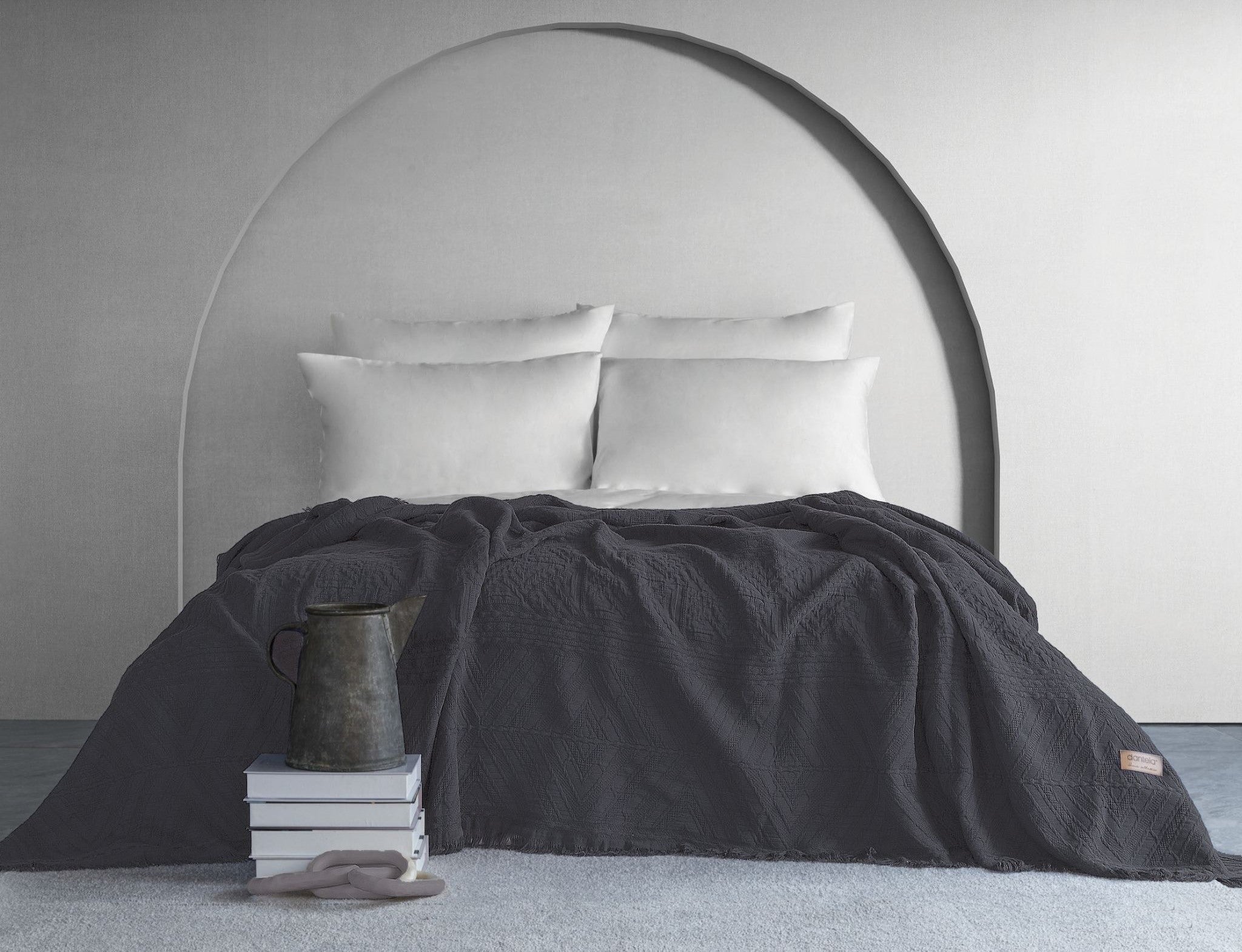 Lumia Etnik Desen Yatak Örtüsü - Antrasit