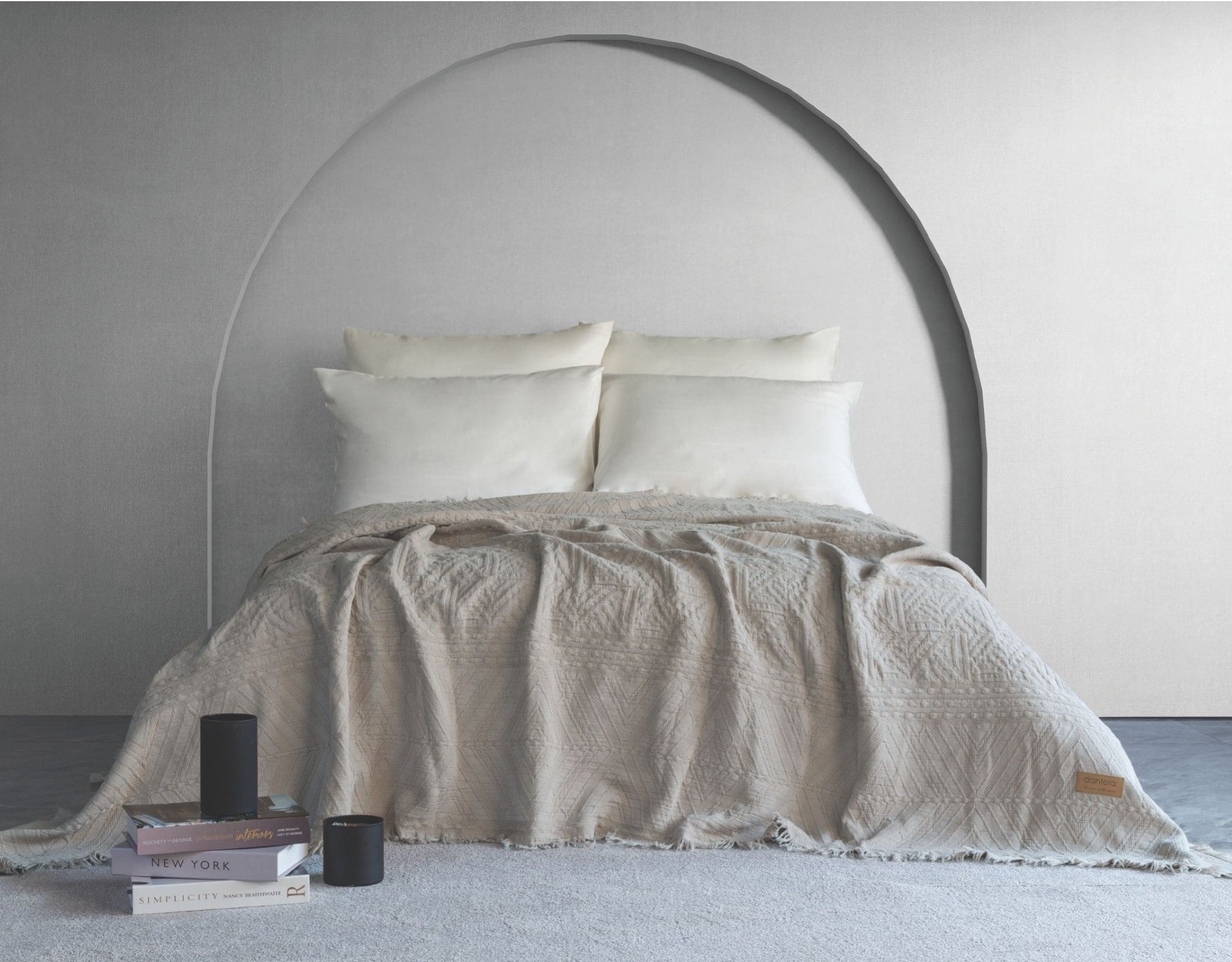 Lumia Etnik Desen Yatak Örtüsü - Bej