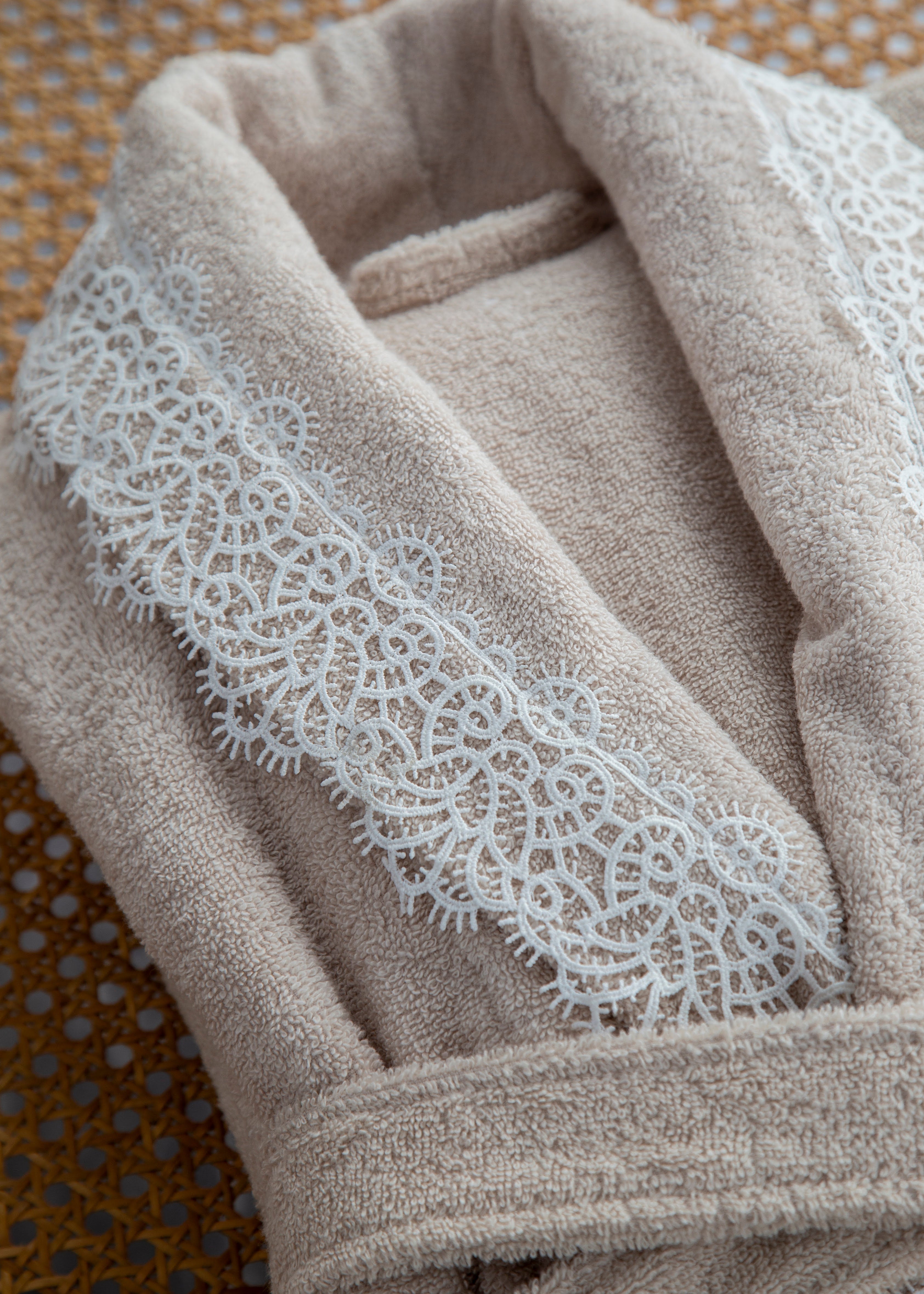 Marıa 6'lı Gipürlü Pamuk Bornoz Seti - Bej/Kahve