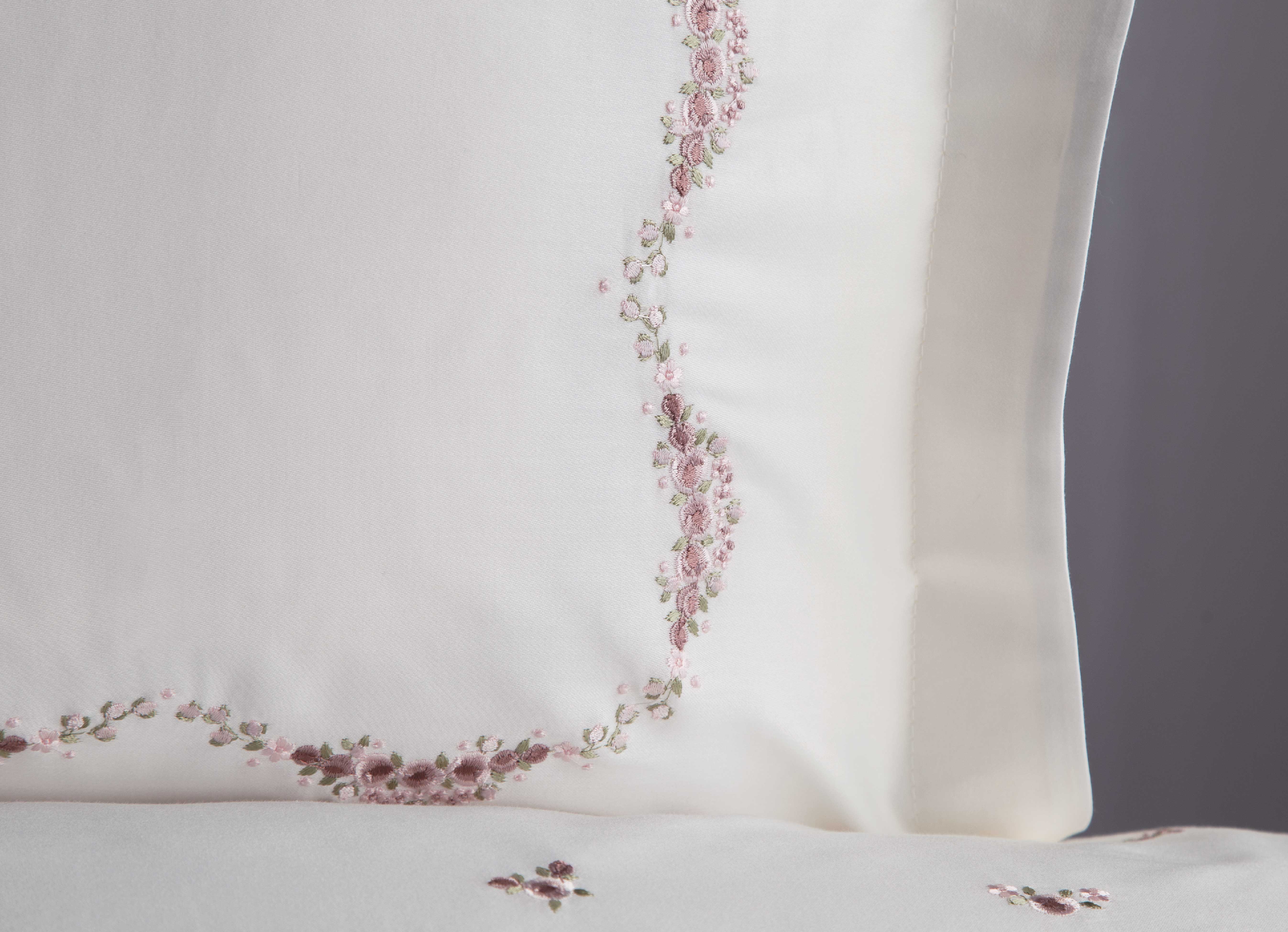 Petra Nakışlı Pamuk Saten Nevresim Takımı - Krem