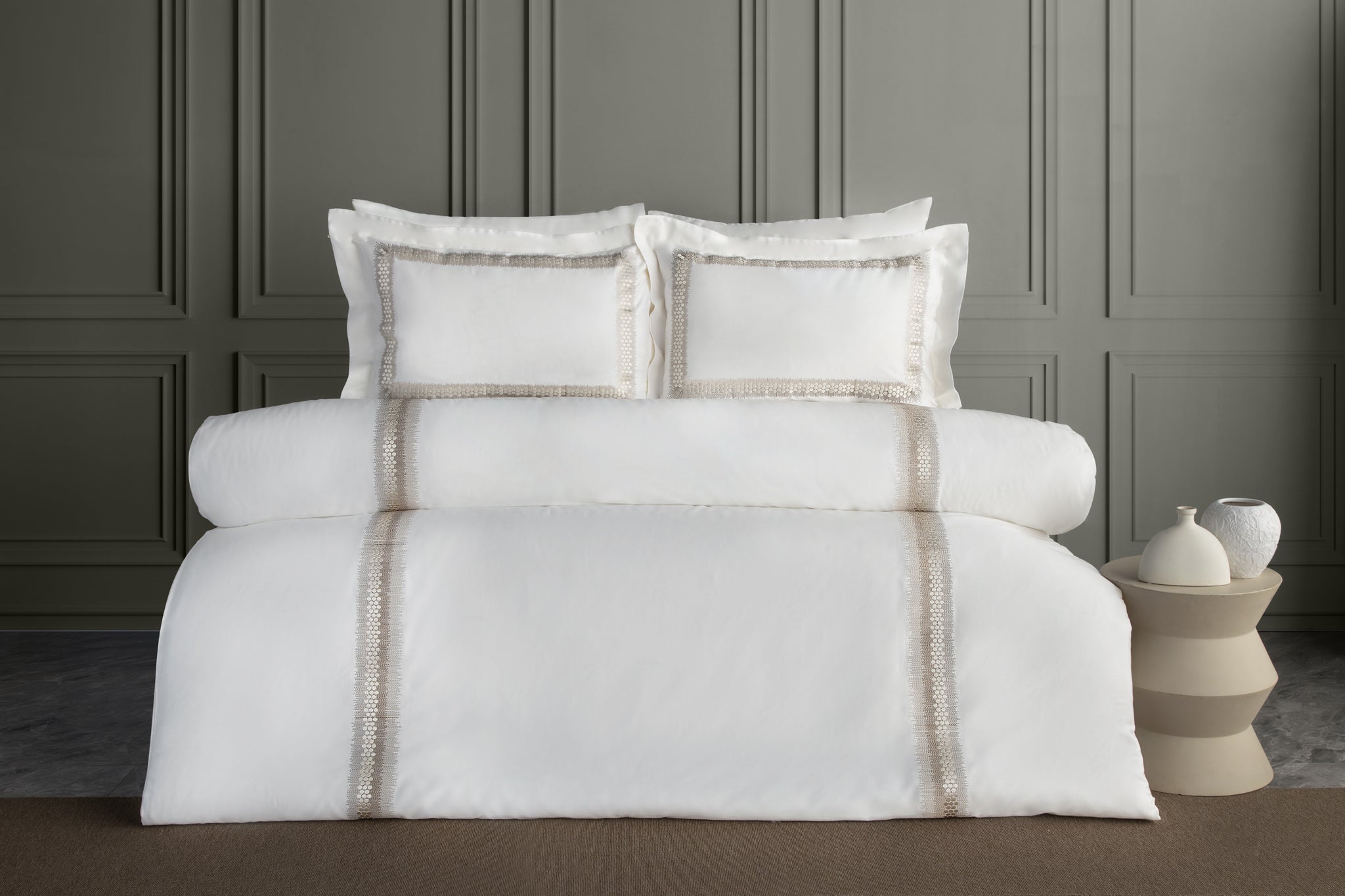 Montana Nakışlı Pamuk Saten Nevresim Takımı - Krem