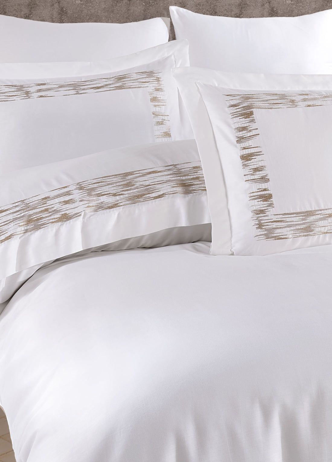 Arvent Nakışlı Pamuk Saten Nevresim Takımı