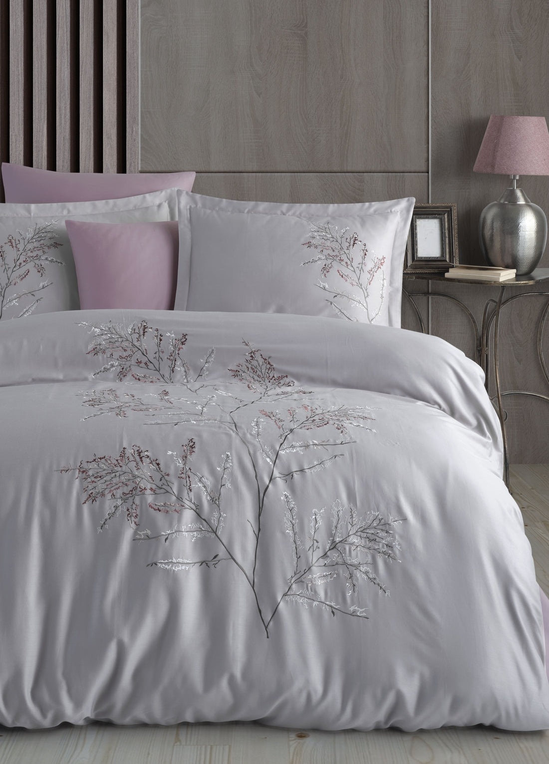 Комплект пододеяльников из хлопкового атласа с вышивкой Blesk - серый