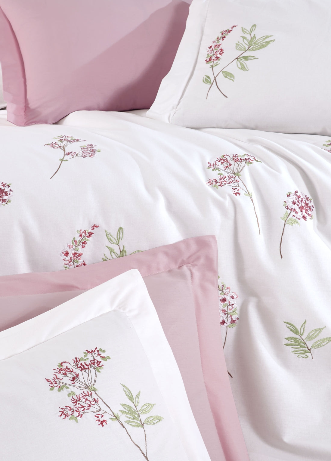 Комплект пододеяльников из атласного поплина с вышивкой Jesse - Белый