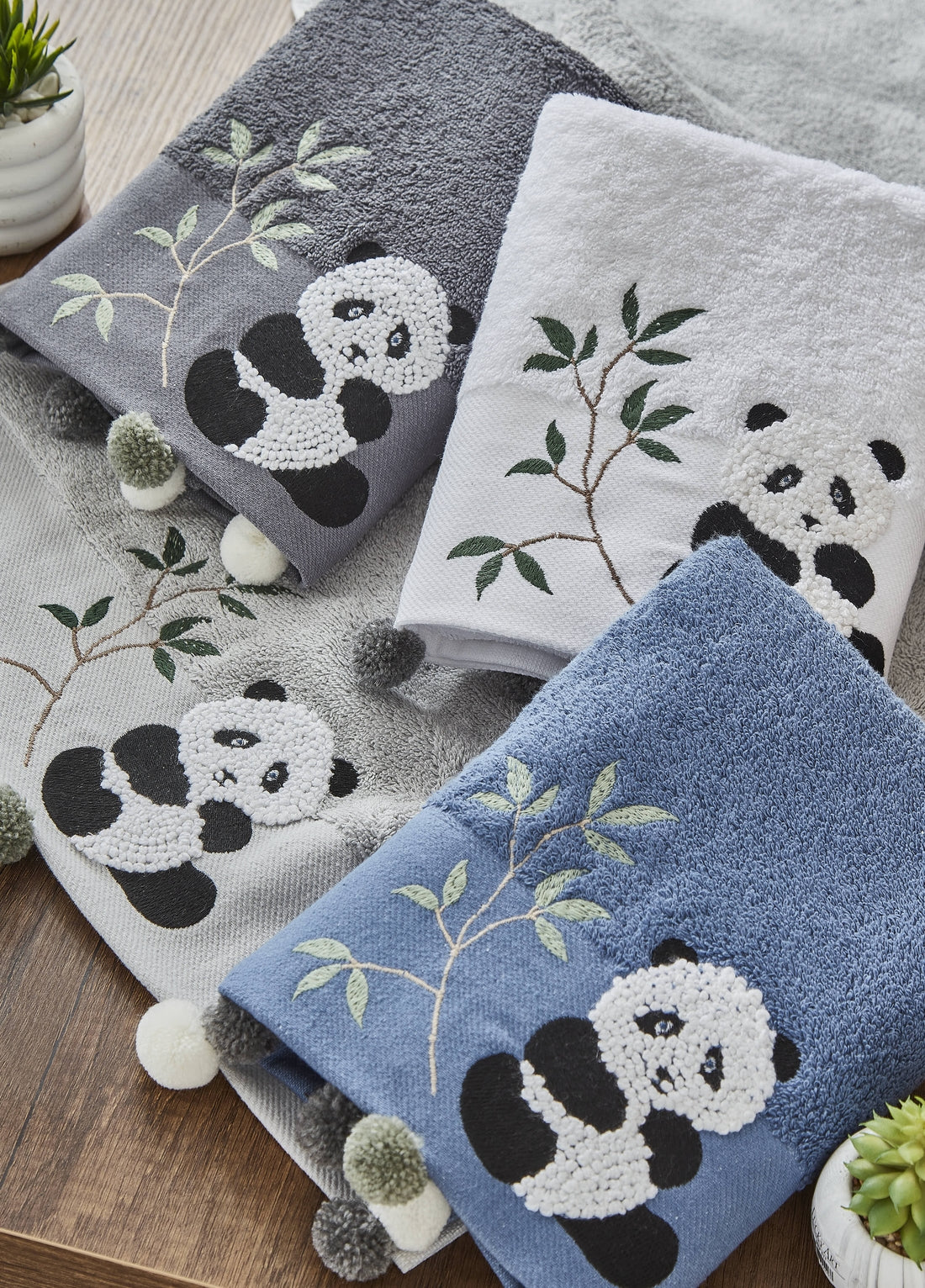 KOD-8010 50X90 PAMUK NAKIŞLI VE PÜSKÜLLÜ EL HAVLU SETİ (4'LÜ) - KARIŞIK