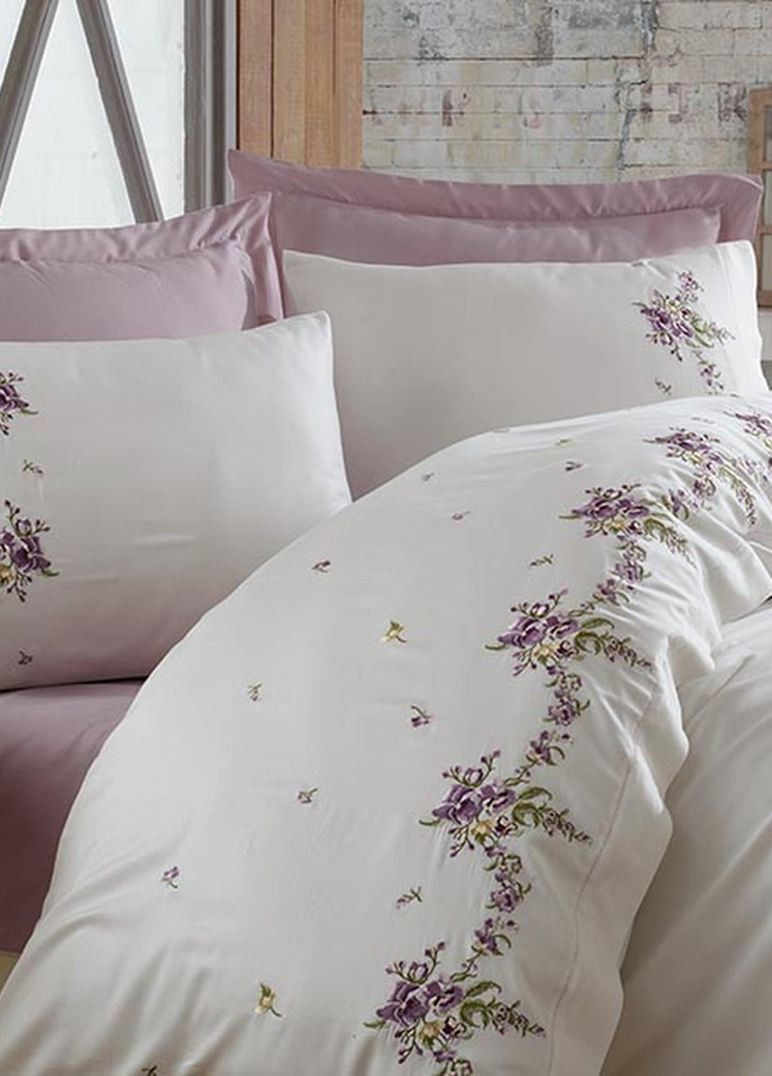 Nisa Pamuk Saten Çift Kişilik Nevresim Takımı - Beyaz