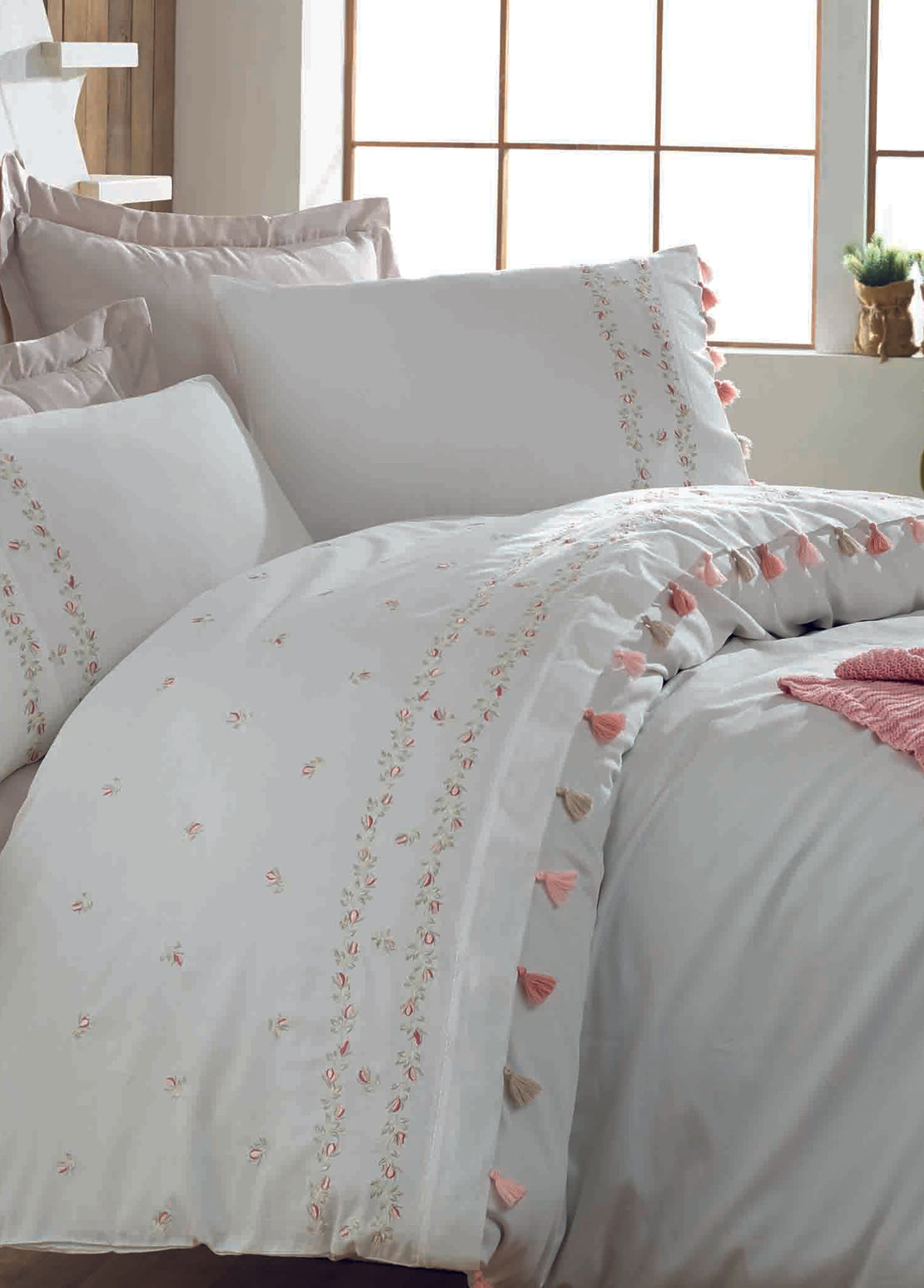 Royal Pamuk Saten Çift Kişilik Nevresim Takımı - Beyaz