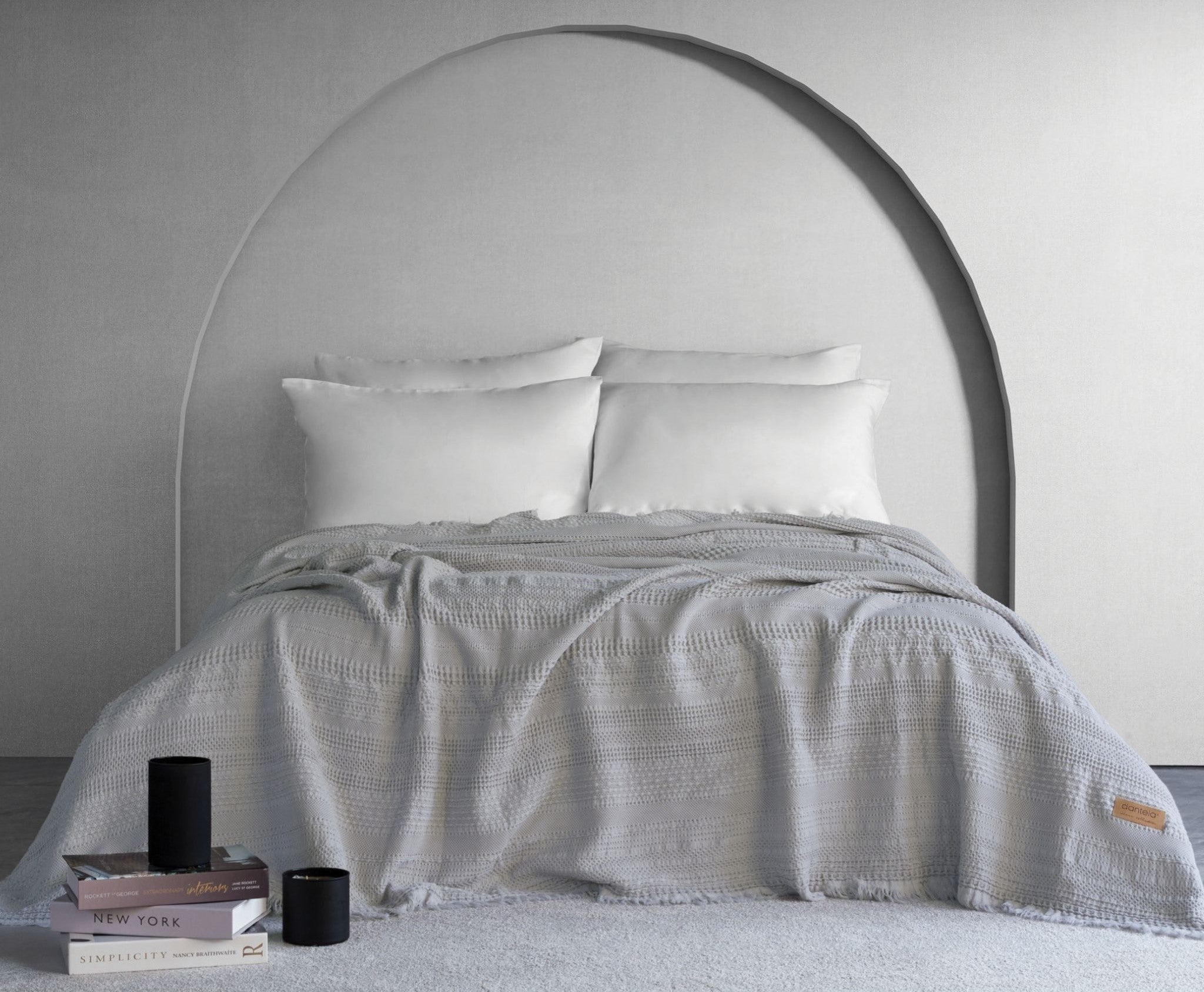 Strada Fitilli Desen Yatak Örtüsü- Açık Gri