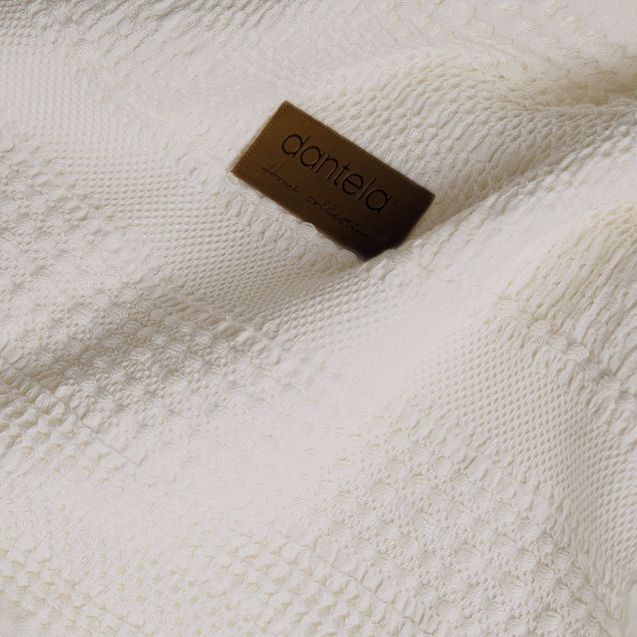 Strada Fitilli Yatak Örtüsü - Krem