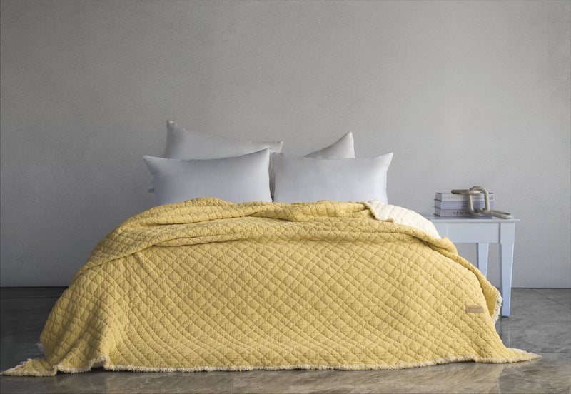 Cedric Polyester Dolgulu Yıkamalı Yatak Örtüsü - Sarı
