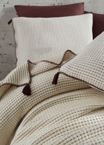 Drina Çift Kişilik Püsküllü Yatak Örtüsü Seti - Bordo