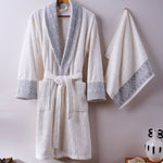 Lal Pamuklu Jakarlı Tek Kadın Bornoz - Krem