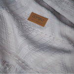 Lumia Etnik Desen Yatak Örtüsü - Açık Gri