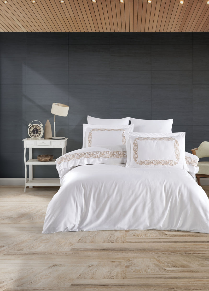 Комплект пододеяльников из хлопкового атласа с вышивкой Alina - Бежевый