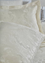 Жаккардовое покрывало Armada Chenille - Кремовый